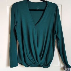 Long sleeve green top